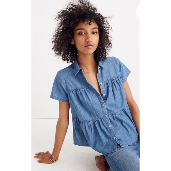 Madewell Tops - Madewell Denim Seemed Button - Down Shirt